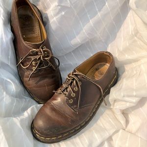 Dr. Martins Brown 90’s Oxfords